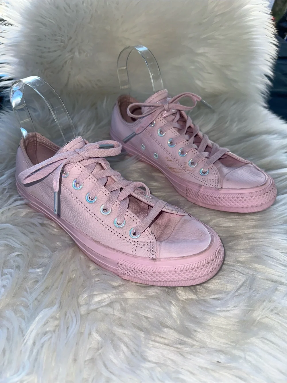 All Star Converse Women's Leather Pink Low-Top Lace-Up Sneakers